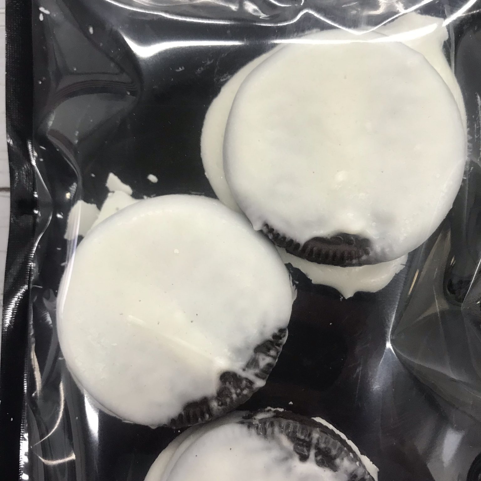 100mg Delta 8 Oreos (3Pack) Medicine Man Hemp Co